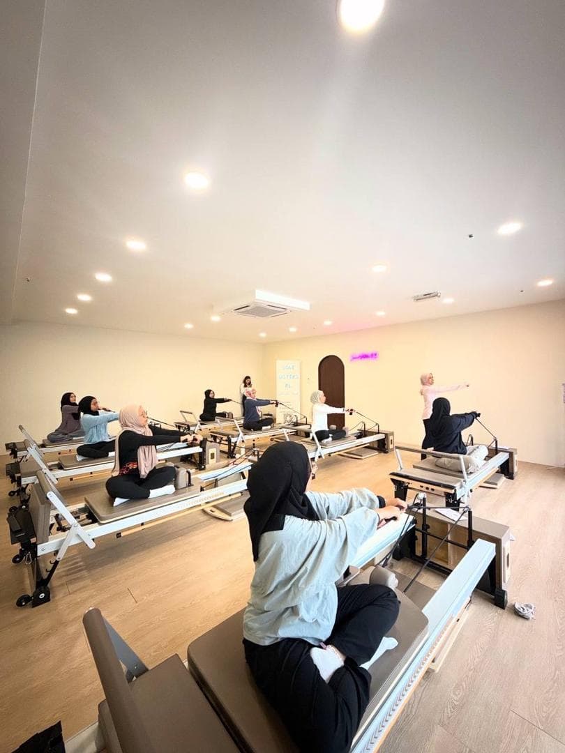 Pilates Reformer studio session 2