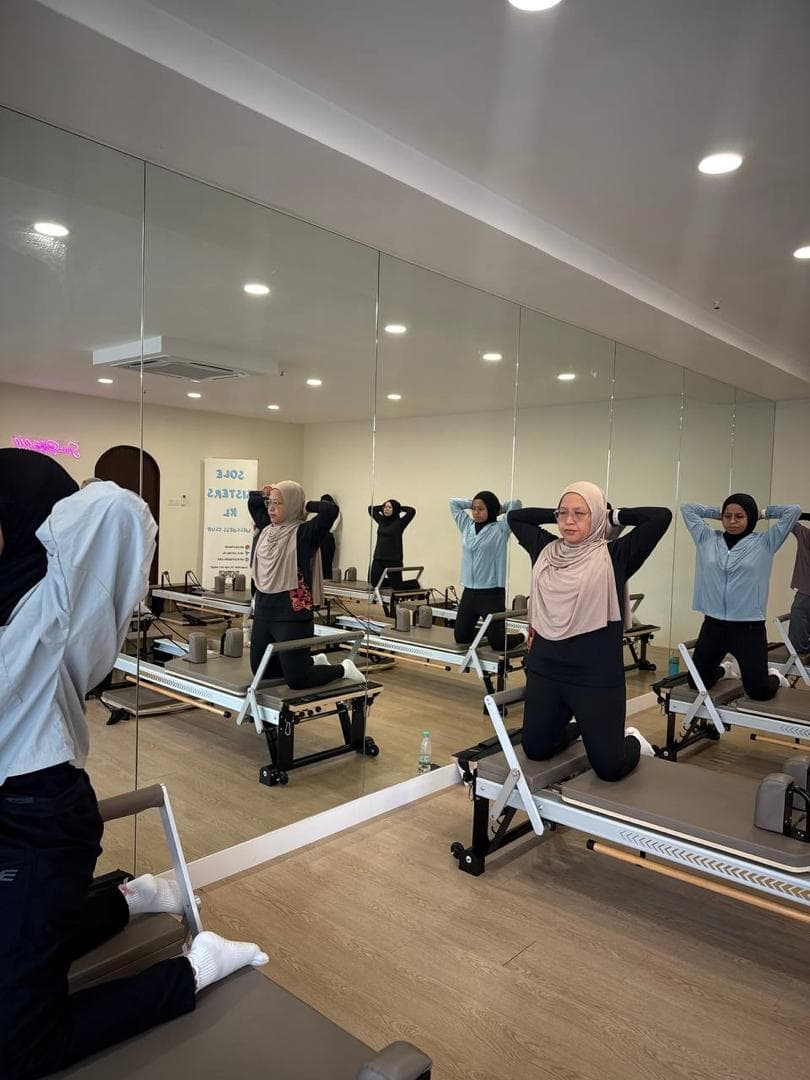 Pilates Reformer studio session 3